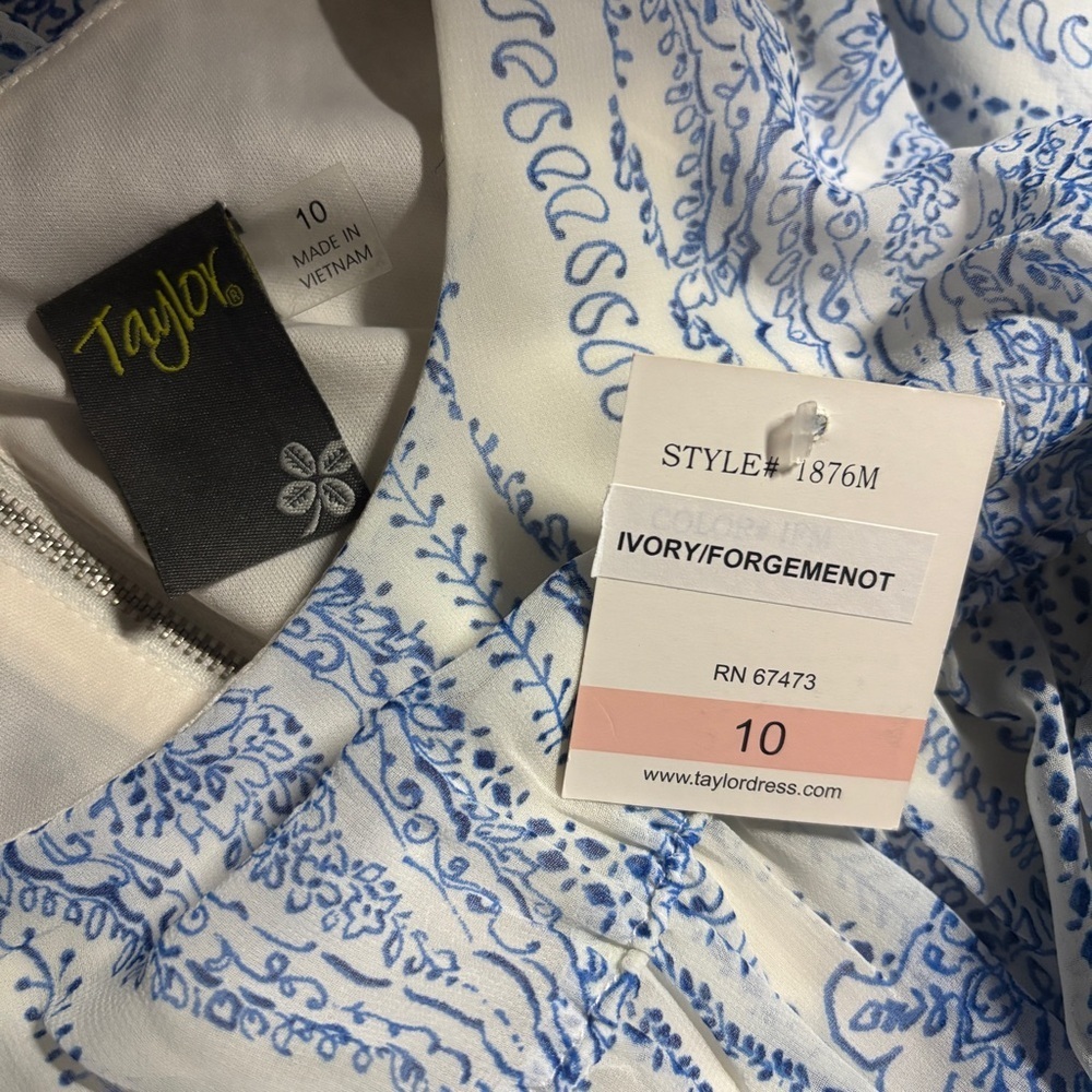 TAYLOR Blue & White Midi Printed Dress – Size 10 | NWT - Picture 4 of 6